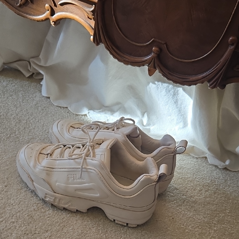 Fila Off-White Chunky Sneakers